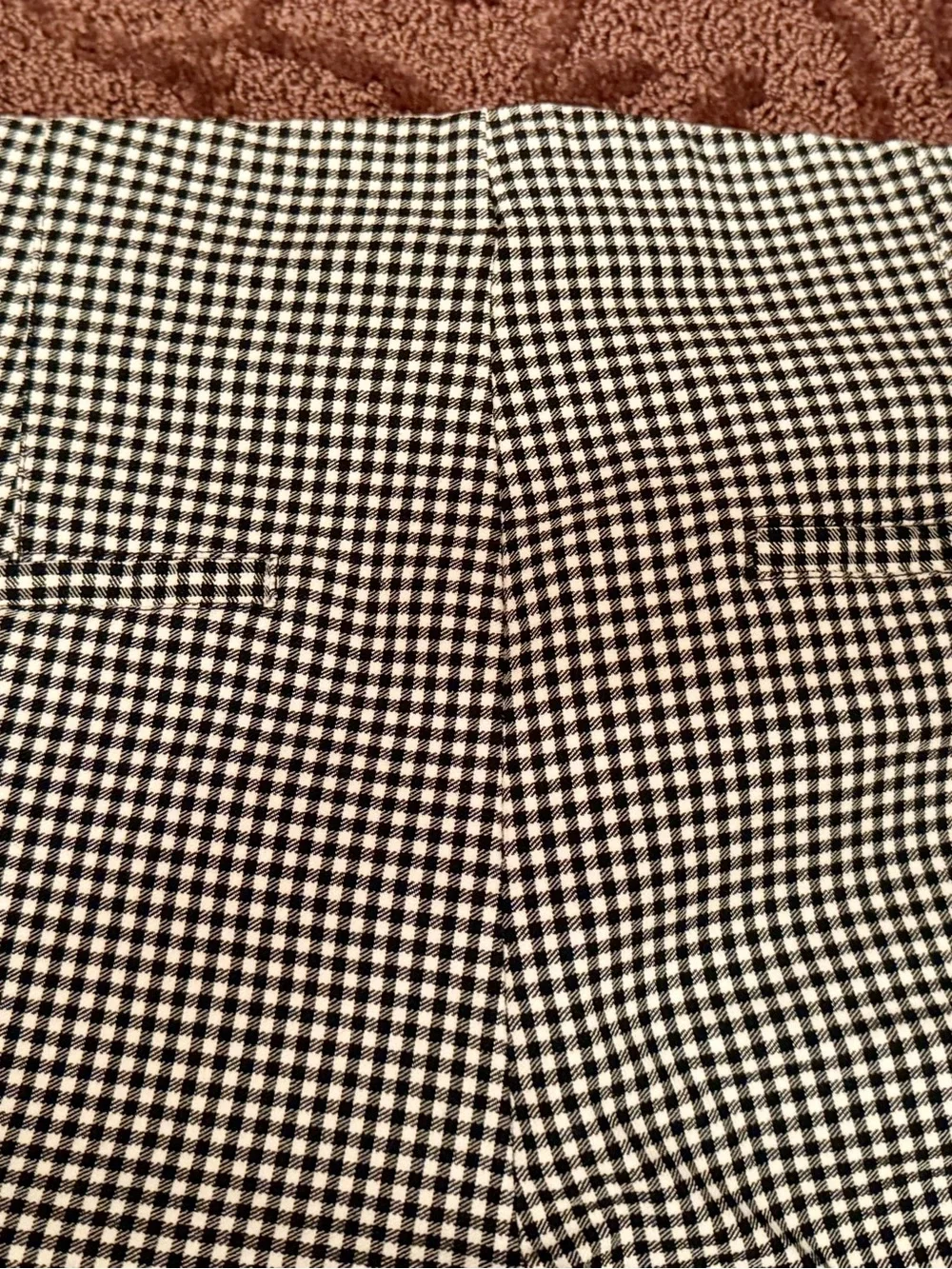 GUESS Black & White Gingham Stretch Pants - Size M
